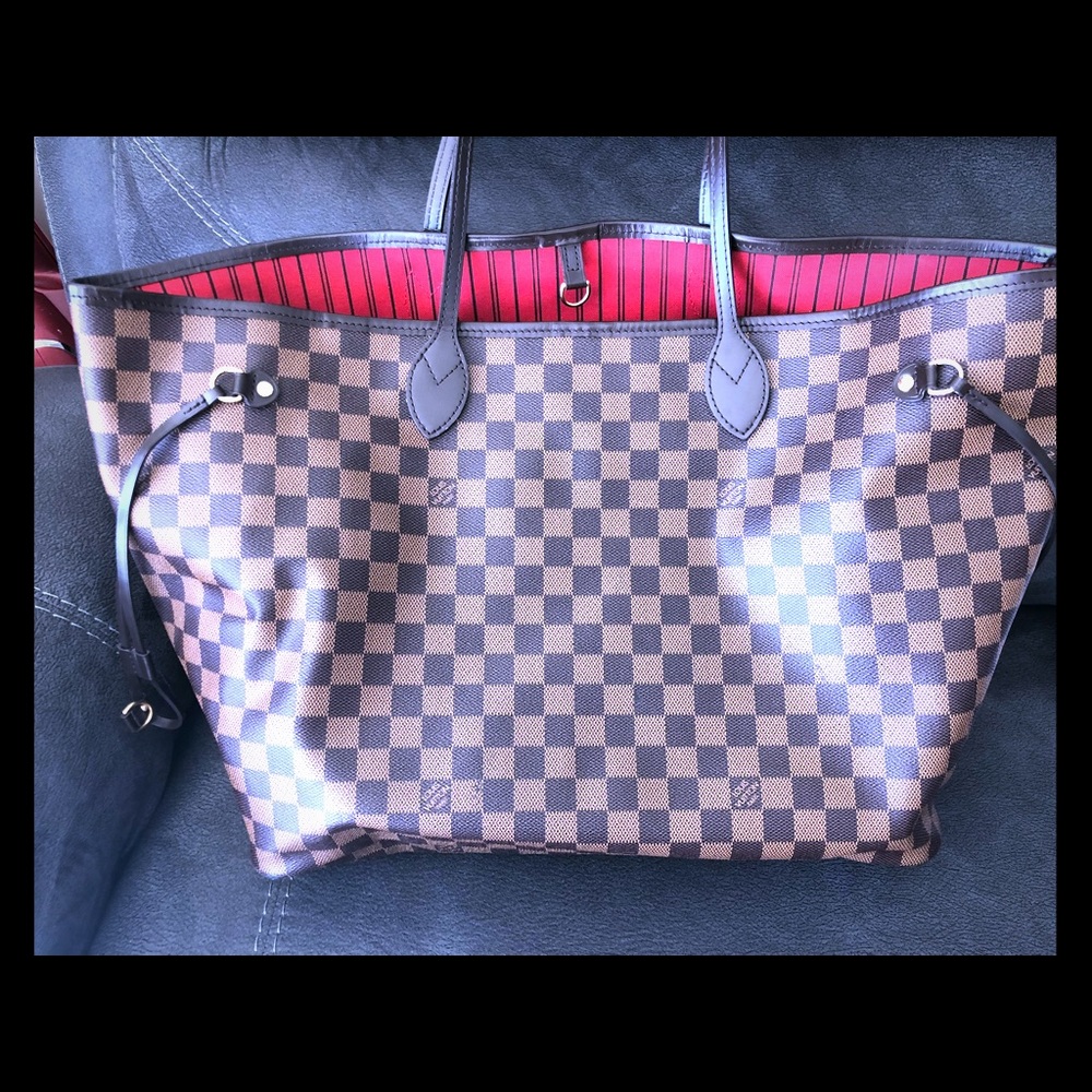 Louis Vuitton GM Neverfull Bag